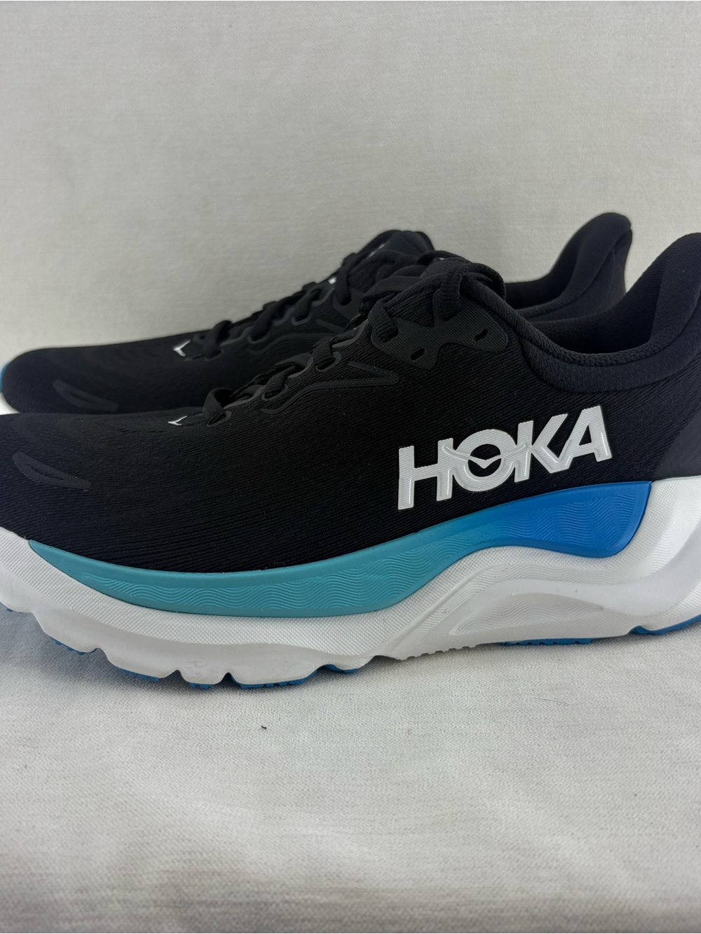 Hoka Clifton 9 Black Sneakers size 10B NEW
